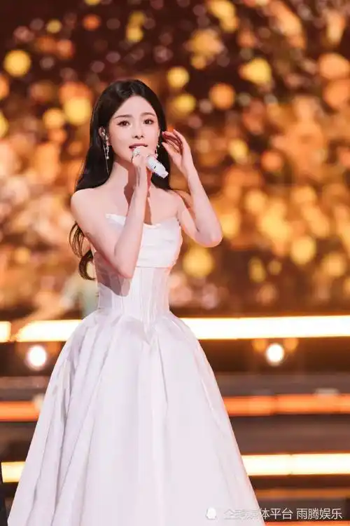 硬糖少女毕业两年陈卓璇郑乃馨凭实力圈粉刘些宁张艺凡弯道超车希林