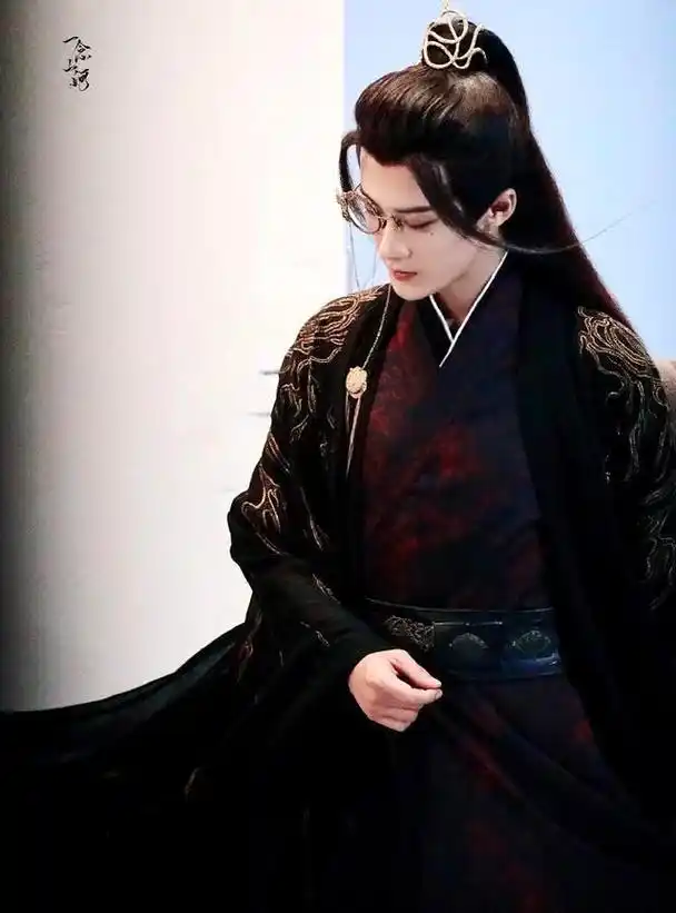 烽火流金未播檀健次陈哲远没能迅速晋升顶流但在慢慢变好