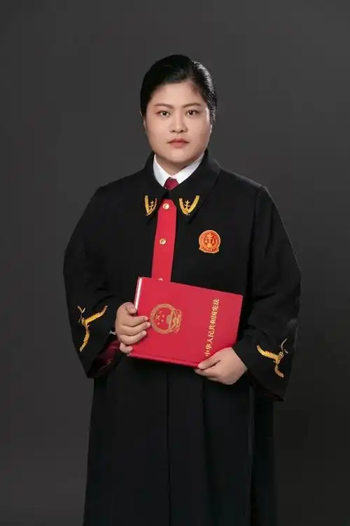 法官邹志敏:海纳百川,有容乃大;壁立千仞,无欲则刚