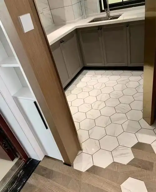 不要收边条!瓷砖地板无缝拼接硬核工艺指南