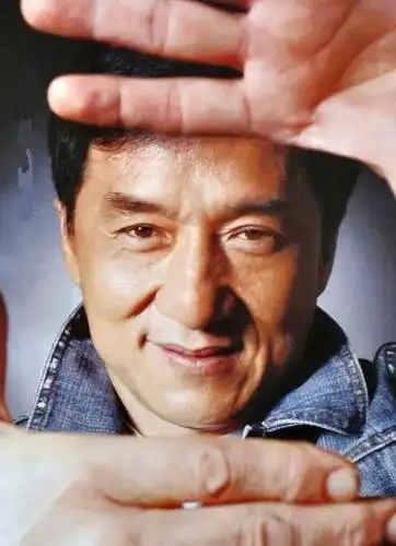 成龙jackiechan的图片