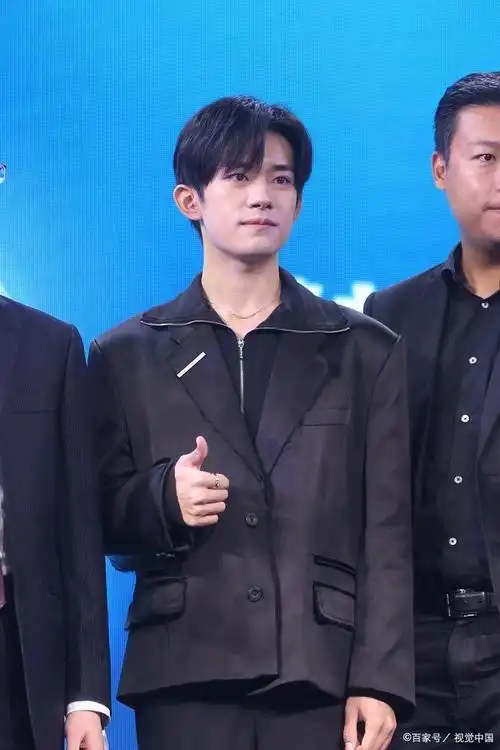 昔日12位童星有人红到飞起有人跌到18线没人能逃过命运安排