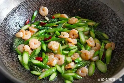 快夏天了,这道菜要多吃,清淡爽口还提高免疫力,上桌准光盘