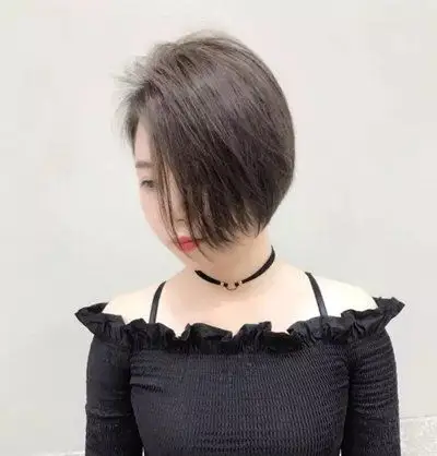 头顶头发少不够蓬松? 这些最in短发发型很适合你哟