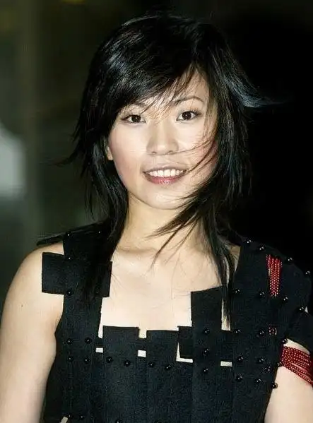 歌手阿桑:从小寄人篱下,情路坎坷,用歌声治愈人,却救不了自己_汪一平