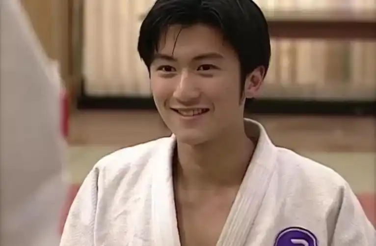 39岁谢霆锋:两个女人,三种人生