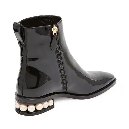 nicholaskirkwood黑色羊皮革珍珠跟饰女士方头漆皮时装靴