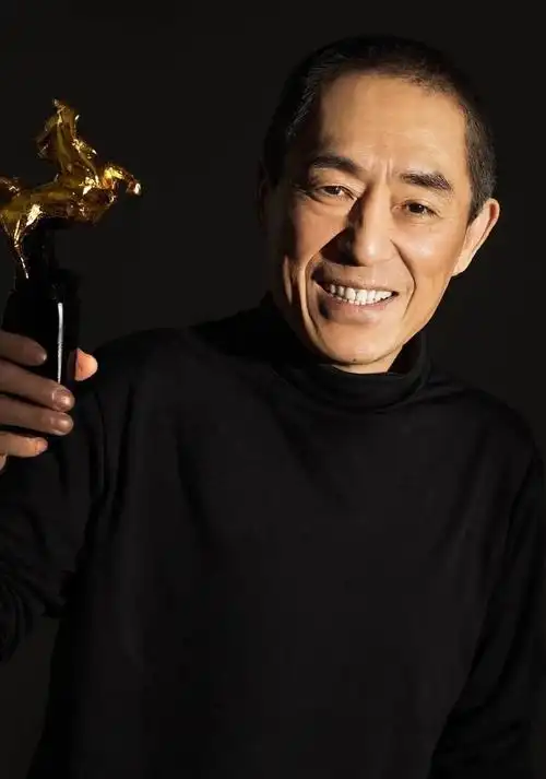 张艺谋《主角》来袭,周迅赵丽颖杨紫争女主,男主堪称票房保障_腾讯