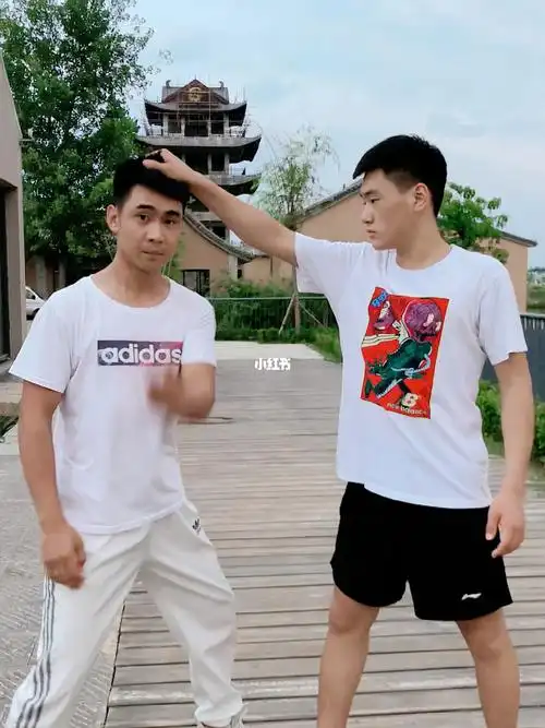 被别人抓头发可以这样去应对