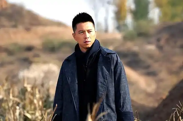 人帅戏好只服这4位中年男星剧里有能力当男主剧外家庭幸福