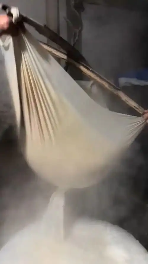 40年代卤水点豆腐