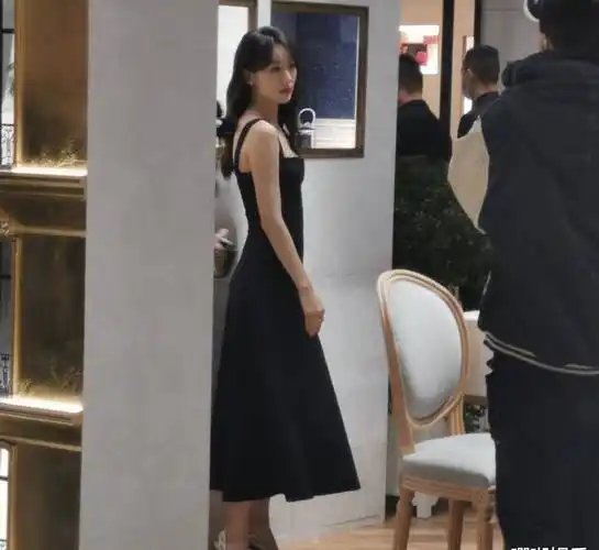 原创袁冰妍活动生图被传看清镜头下的状态真实身材一目了然