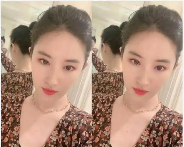 原创33岁刘亦菲近照穿碎花裙发量浓密谁注意镜子里的画面太真实了