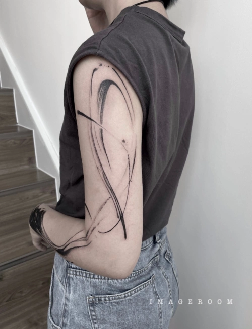 手臂线条抽象纹身设计欣赏 抽象花臂设计(3)