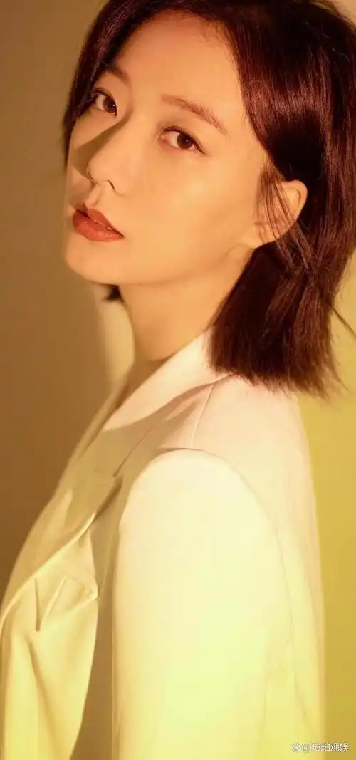 在社交媒体上的一则照片,于9月12日由王珞丹发布.