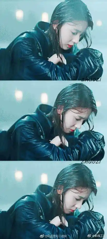 陈瑶 雨中c位出道《像我们一样年轻》一边下雨天一边哭还不花妆