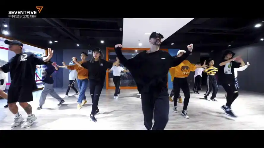 齐舞空间艺能教育ceo陈焯:湖南卫视22年御用品牌,不靠运气靠实力