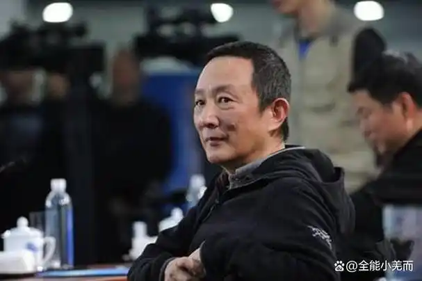 张黎与众不同,他在遇见刘琳之前已经度过了四次婚姻的喜怒哀乐.