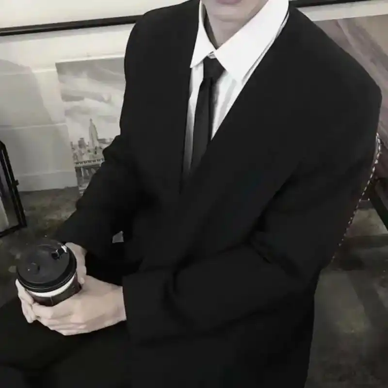 头像男生一定要保护好自己的梦想即使失去一切