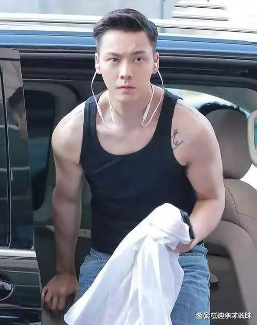 缺乏阳刚气质却强行扮演硬汉这几位小鲜肉真的不觉尴尬吗