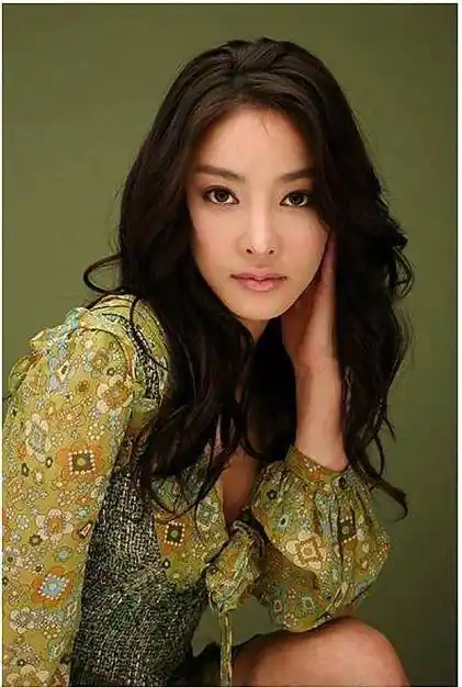 韩国trot女歌手海秀留下遗书离世,引发娱乐圈哀悼_工作_悲剧_文彬