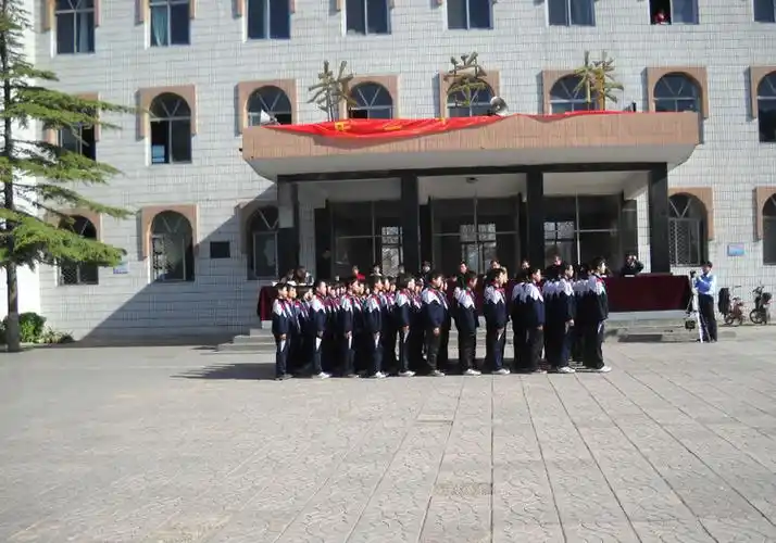 元氏二中举行队列比赛 - 思政体卫艺科 - 元氏县教育局思政体卫艺科