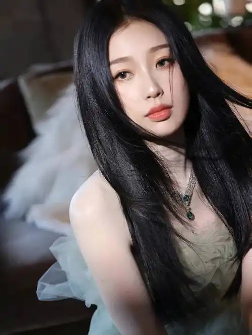 虞书欣写真合集笑靥如花气质高雅