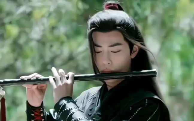 【肖战】原来吹笛子也能迷倒众生,每一帧都是一幅绝美的画