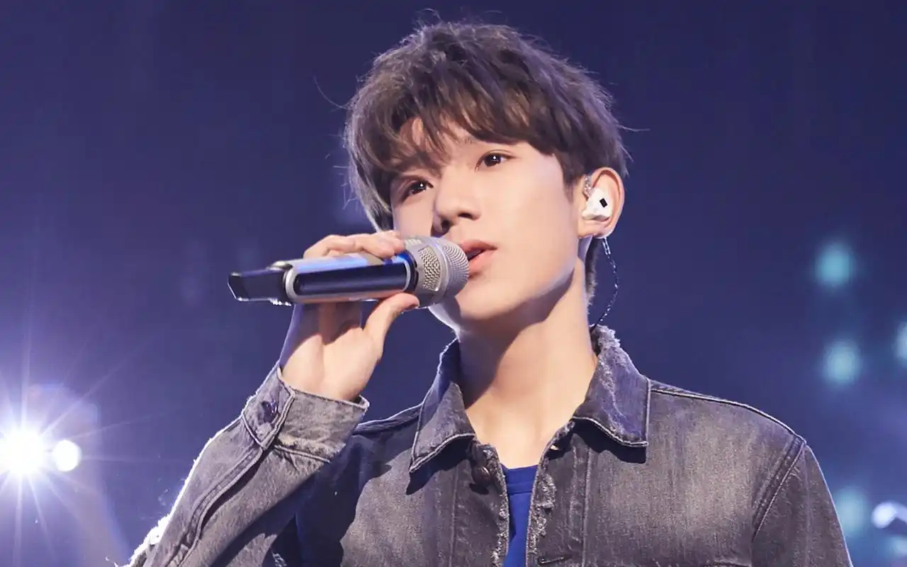 王源我想和你唱高清图片桌面电脑壁纸