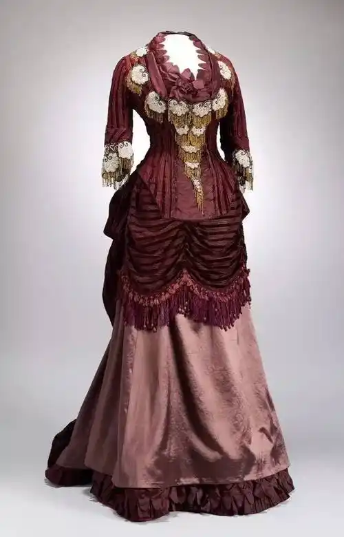 19世纪欧洲女士服饰