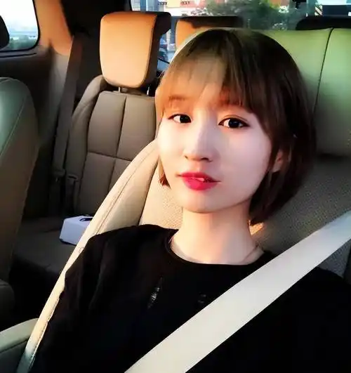 任嘉伦的妻子聂欢丈夫成名背后有艰辛,我在家做全职太太也幸福_因为