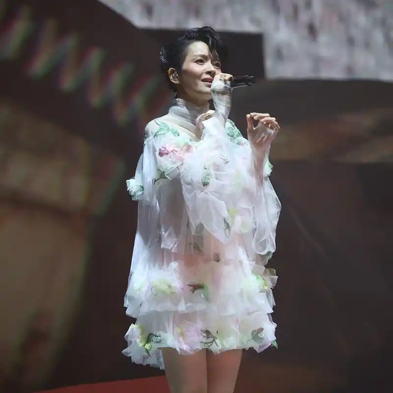 梁咏琪2023红馆演唱会首场歌单 梁咏琪《时间 遇上我们》红馆演唱会