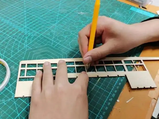 学红船精神做红船模型讲红船故事工大学子在行动