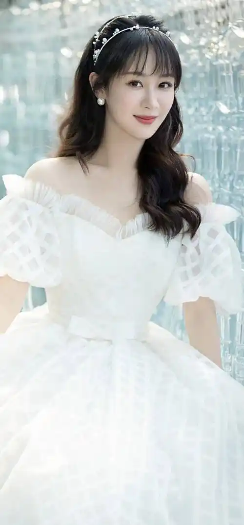 秀雅脱俗的杨紫,似仙界飘落凡尘的芙蓉,超高清美图一张靓过一张_肌肤