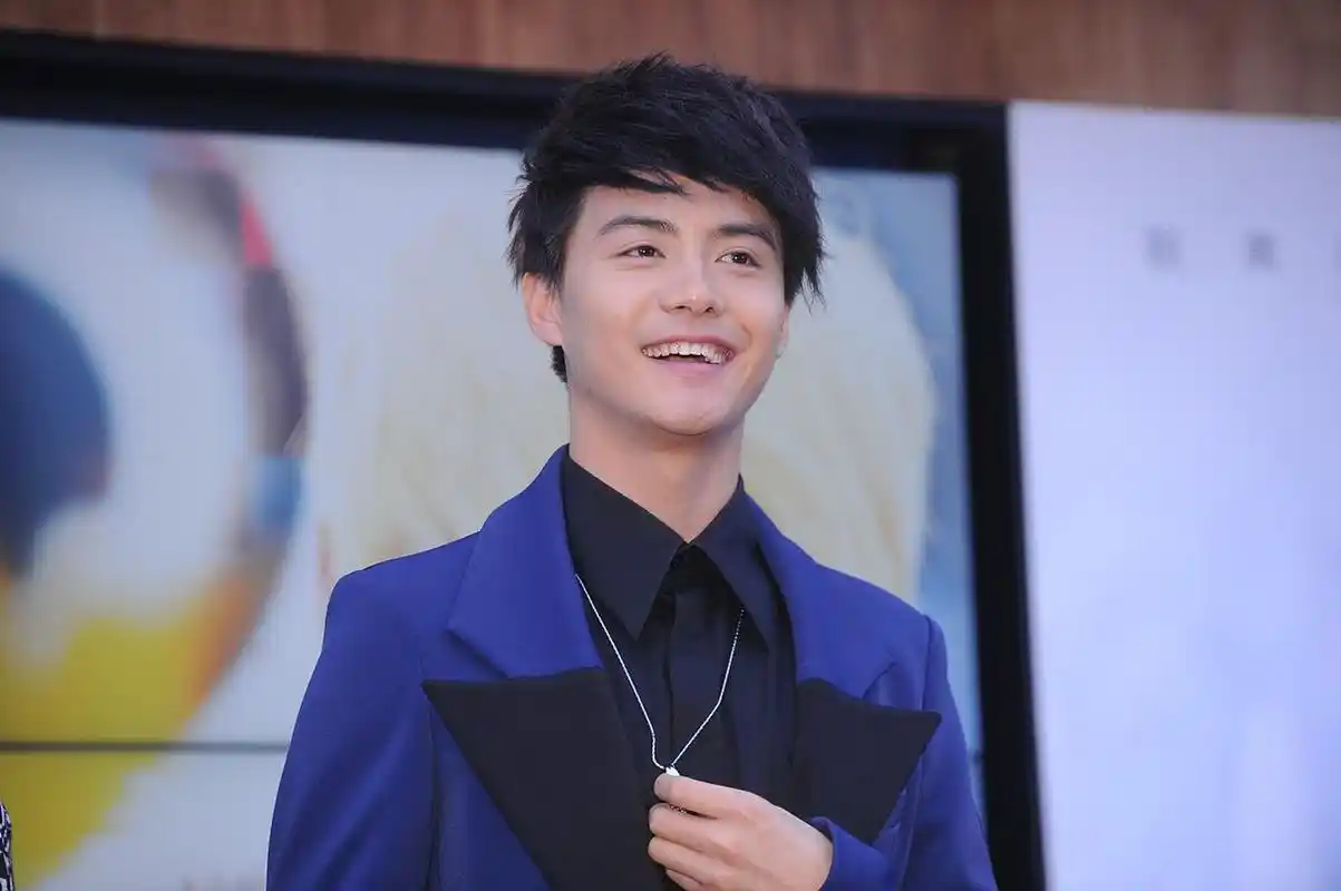 1,#魏大勋是jyp第一个中国演员#魏大勋火遍全网,向我们证明,演技才是