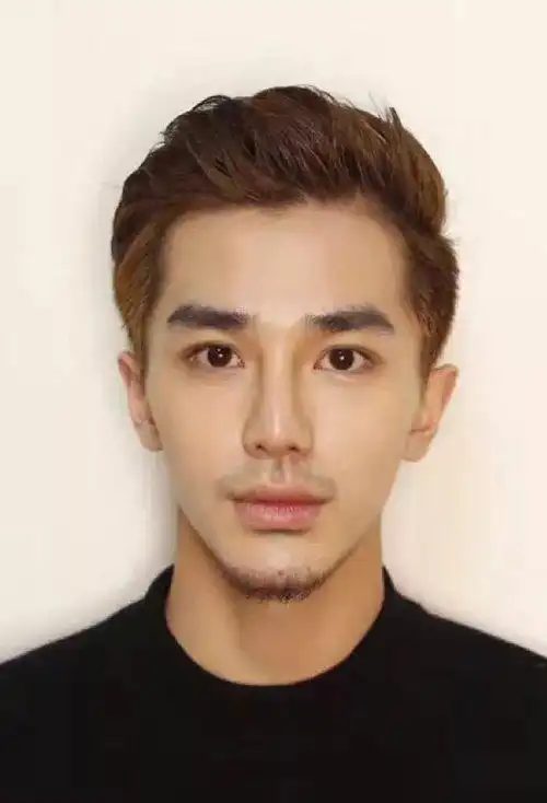 首页 男生发型 男生短发 男士无刘海短发型图片 迷倒众多女生的短头发