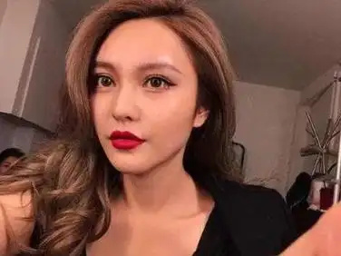 周扬青真实身高是多少周扬青父母做什么的