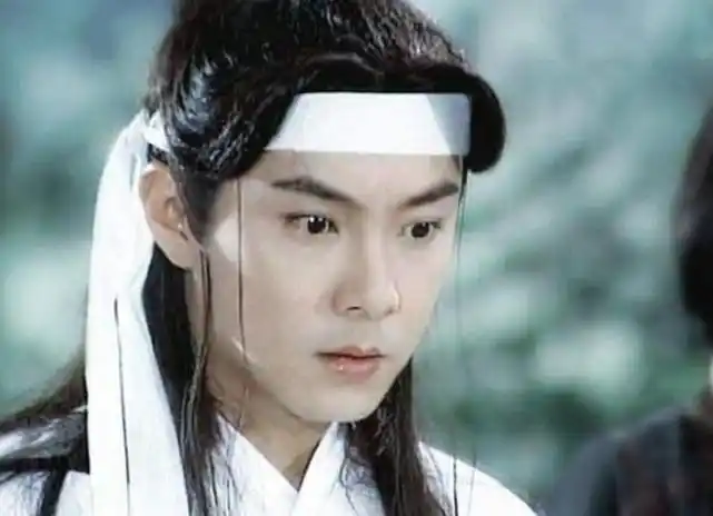 原创年轻时的张卫健,被港媒评价为"粉雕玉琢",实在是太帅了