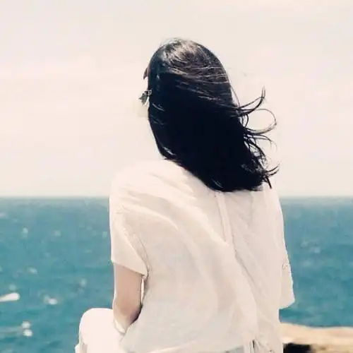 淡雅女生头像图片