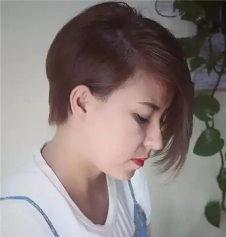 不对称短发图片一般长一边短发型