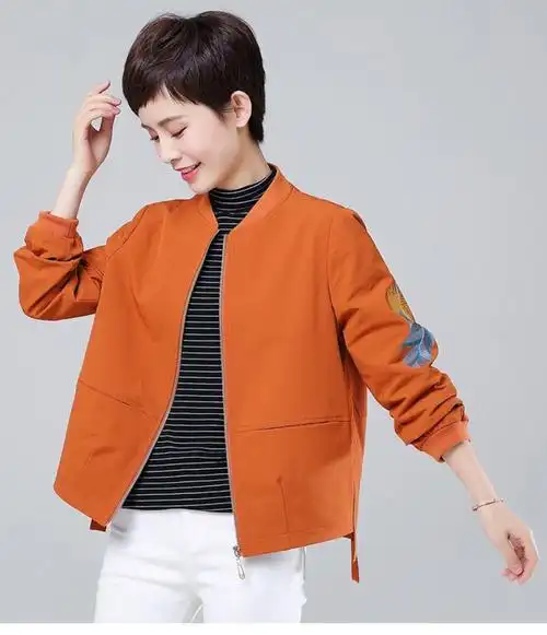 女生外套韩版春秋薄款外套女2020新款上衣中年女装妈妈装上衣夹克衫
