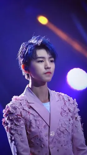 王俊凯# #tfboys王俊凯# #tfboys# cr:fascinaiton_喵