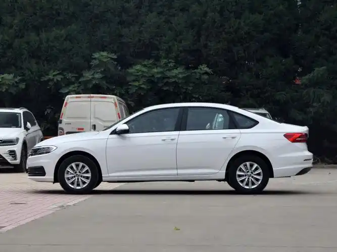 上汽大众 朗逸 2021款 1.5l 自动风尚版