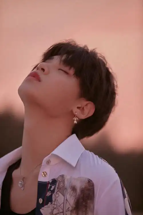 黄明昊超话#黄明昊闪光时刻#《考古日记》2021年7月19日,一年前的今天