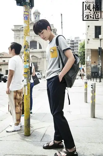 风格示范|国民美少年杨洋 男人与男孩气质并存