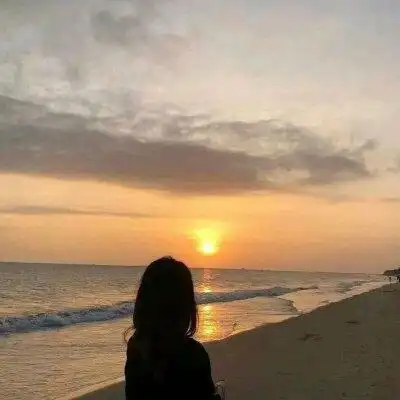 情侣头像唯美背影一男一女两张 2019最流行个性情侣头像