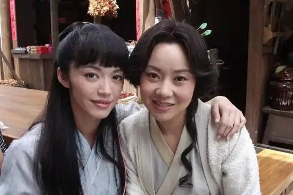 闫妮:与佟湘玉互相成就,打破桎梏,未来可期