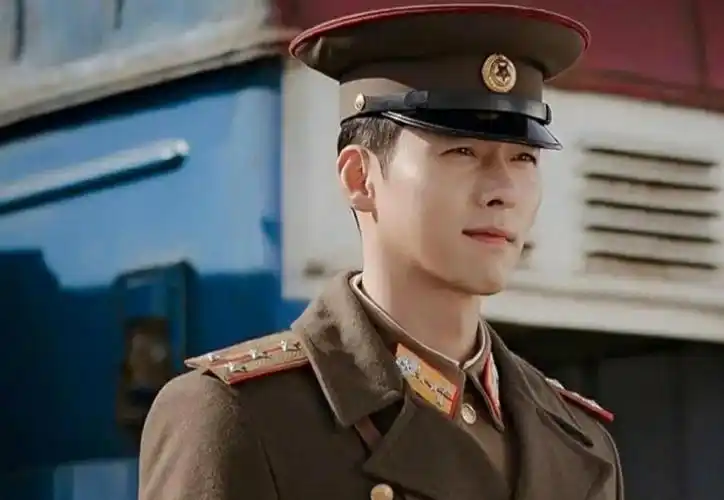 李钟硕车银优两代男神正面battle这部电影值得期待