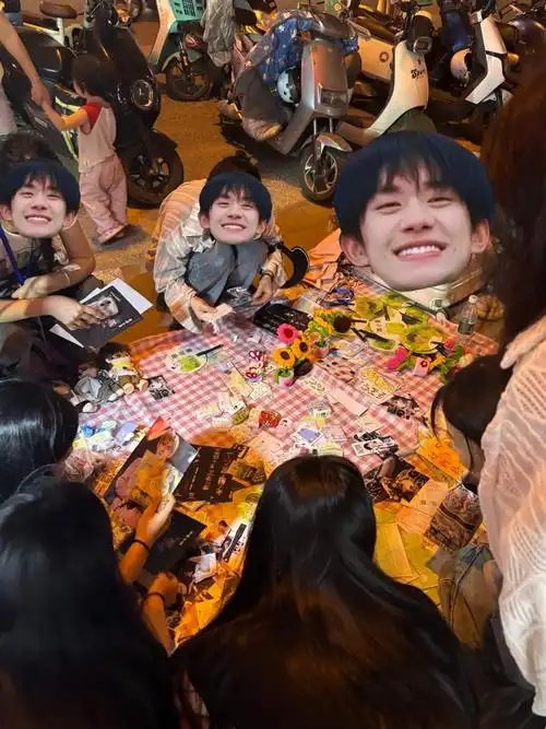 易烊千玺电影小小的我