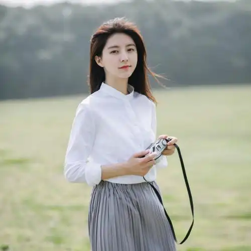 酒吧穿白衬衫的女生头像